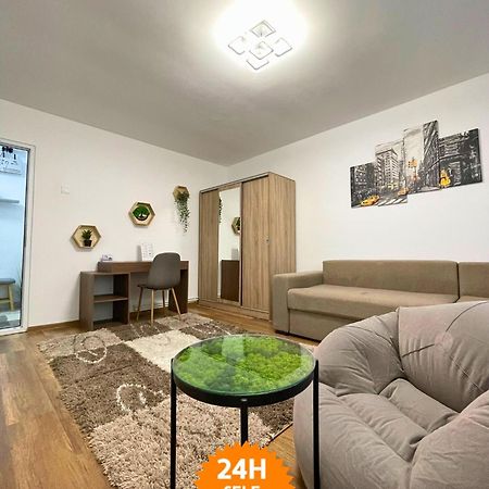 Apartament Fălticeni Exteriör bild
